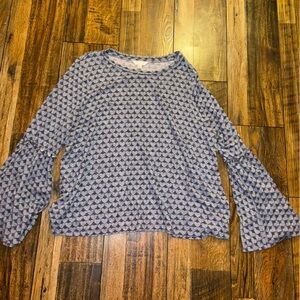 Flare sleeve Lauren Conrad shirt